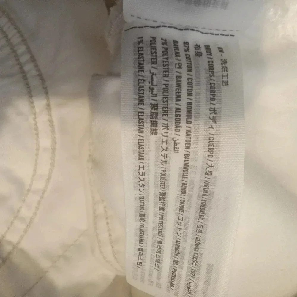 Abercrombie & Fitch The mom High Rise Jean size 28 women